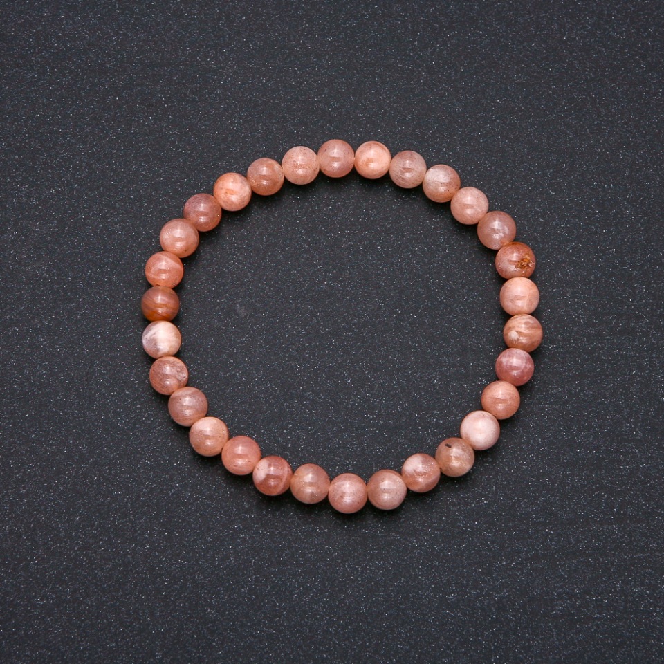 Selenite bracelet with natural stone on elastic cord, smooth beads, 7 mm diameter, 18 cm circumference