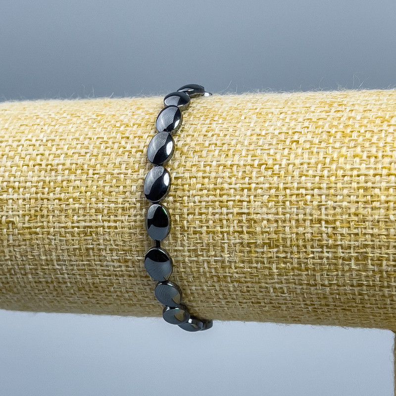 Hematite bracelet, oval, diameter 8×6×3 mm, length 18 cm (stretch)