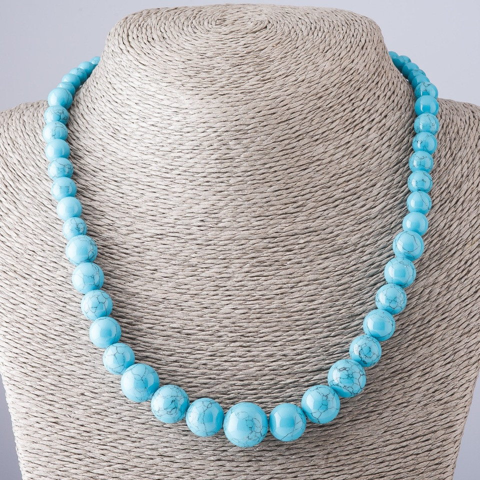 Blue Turquoise Necklace (pressed) with veining, graduated beads, 6-14 mm diameter, 44 cm length