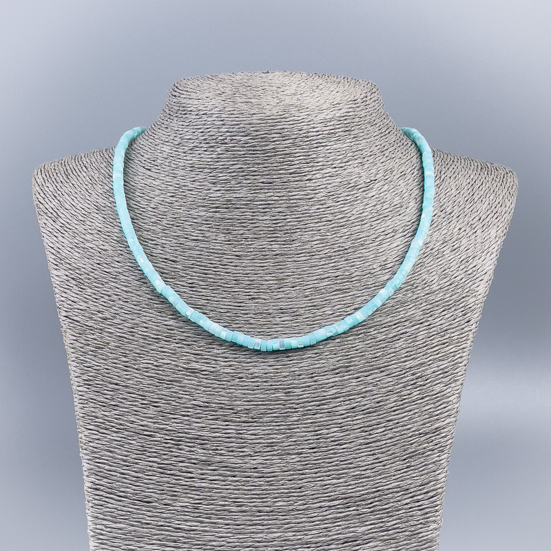 Azure dyed natural mother-of-pearl choker with smooth azure rondelle beads, 4x2 mm, length 48 cm