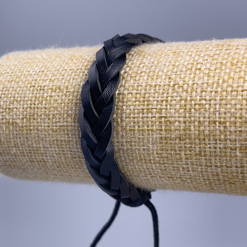 Bracelet, length 18-25 cm, thickness 10 mm, eco-leather, black, with a clasp