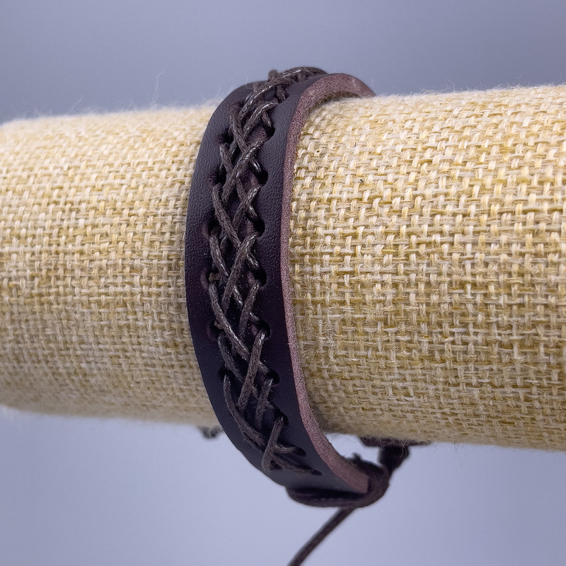 Браслет, довжина 18-25см, товщина 14мм еко шкіра колір коричневий на затяжці