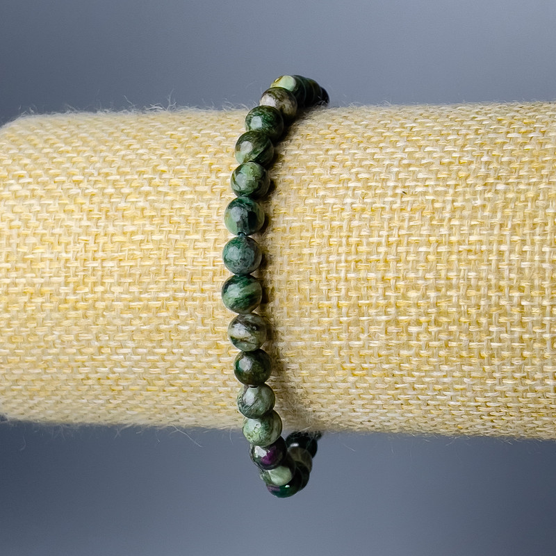 Green lepidolite bracelet with natural stone smooth beads, 6 mm diameter, 18 cm length (stretch)